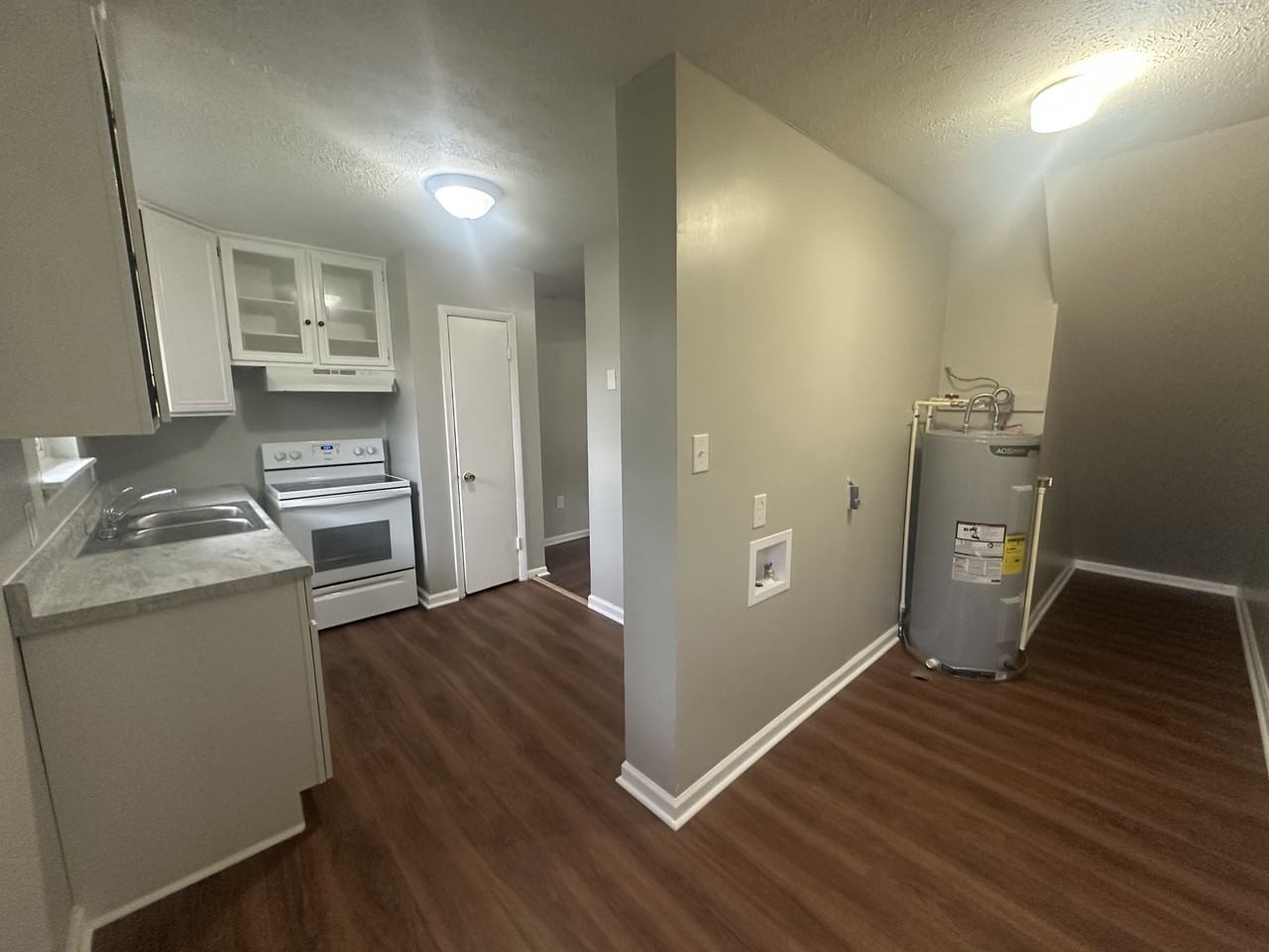 Smithfield 32, LLC - Photo 3 of 10