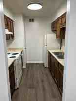 Hillview Apartments - Photo 1 of 1