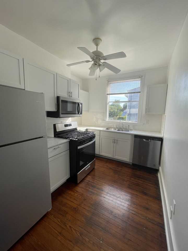 7800 St Charles Ave. - Photo 2 of 30