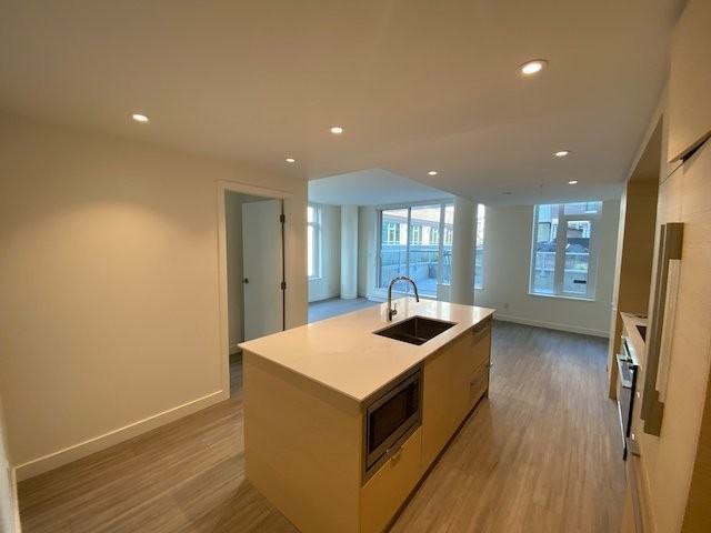 848 Yates St - Photo 2 of 14