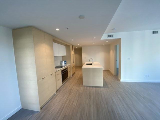 848 Yates St - Photo 3 of 14