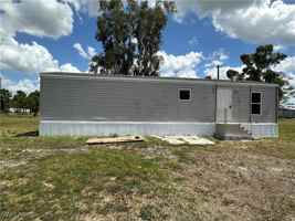 featured image of 8086 Heck Dr #18