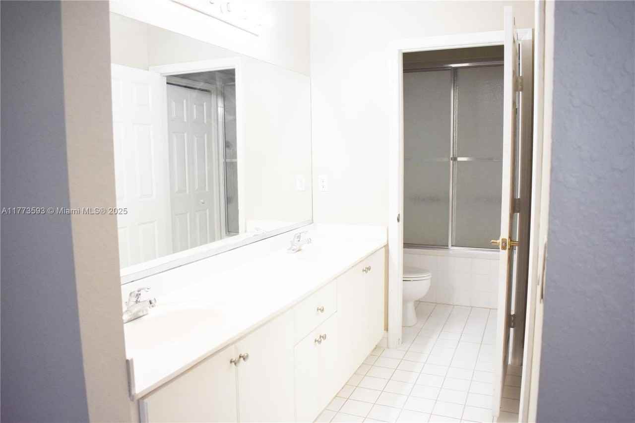 9123 Southwest 152nd Path - Photo 6 of 50