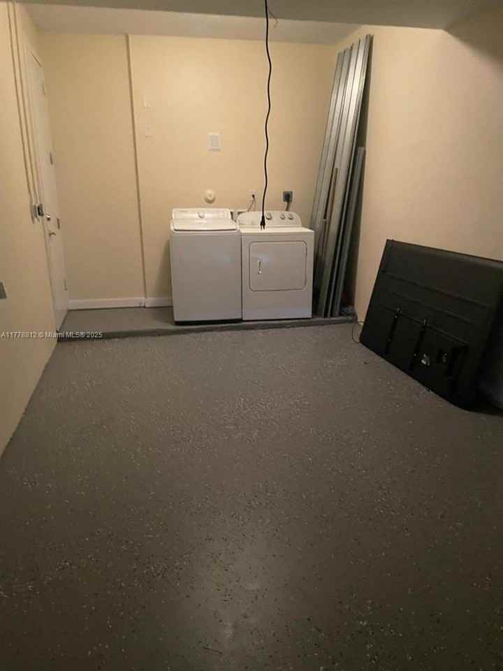 3508 Nw 13th St #3508 - Photo 7 of 12