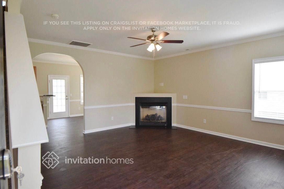 720 Blue Lake Dr - Photo 3 of 14