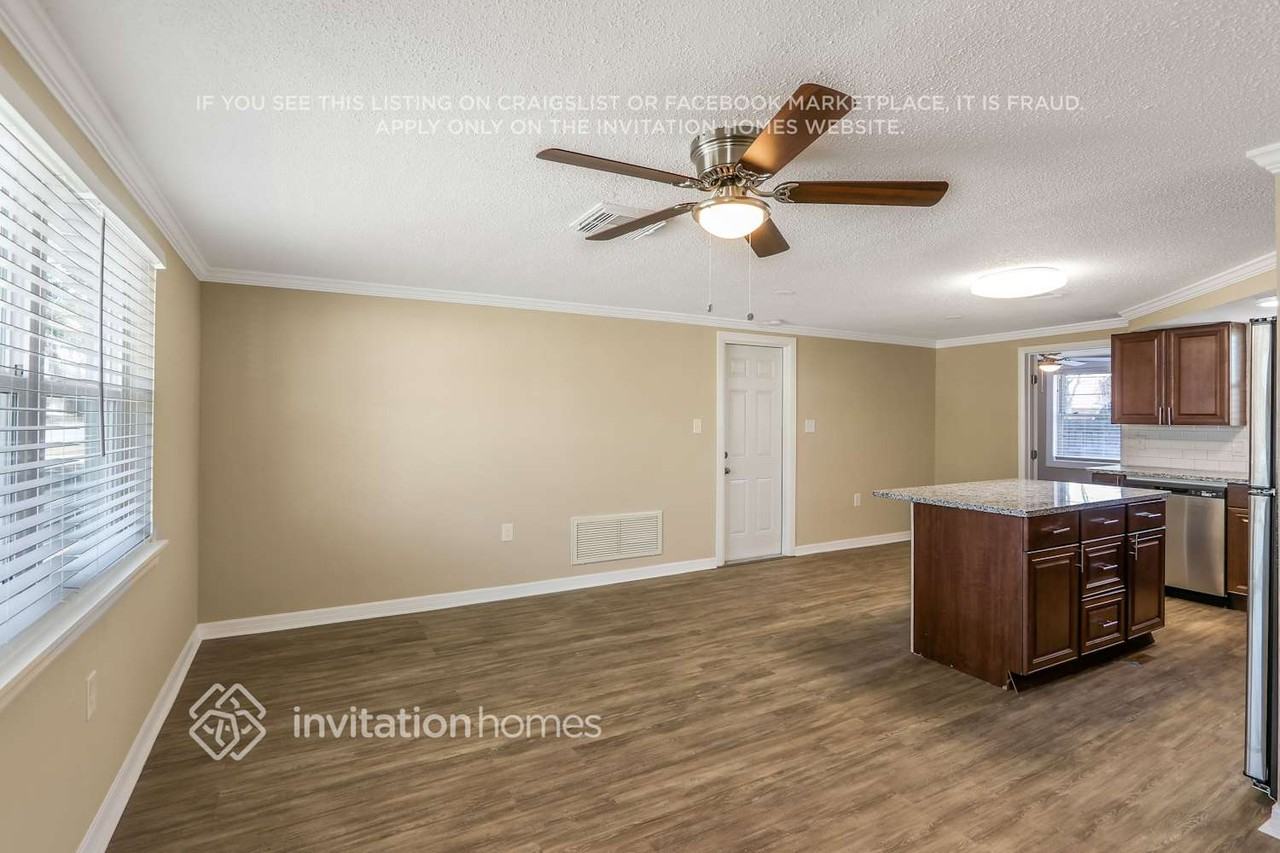 9401 Mark Twain Ln - Photo 6 of 25