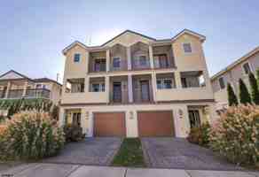 featured image of 214 N Decatur Ave