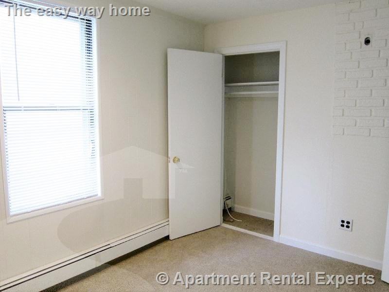 19 Wesley St - Photo 5 of 12