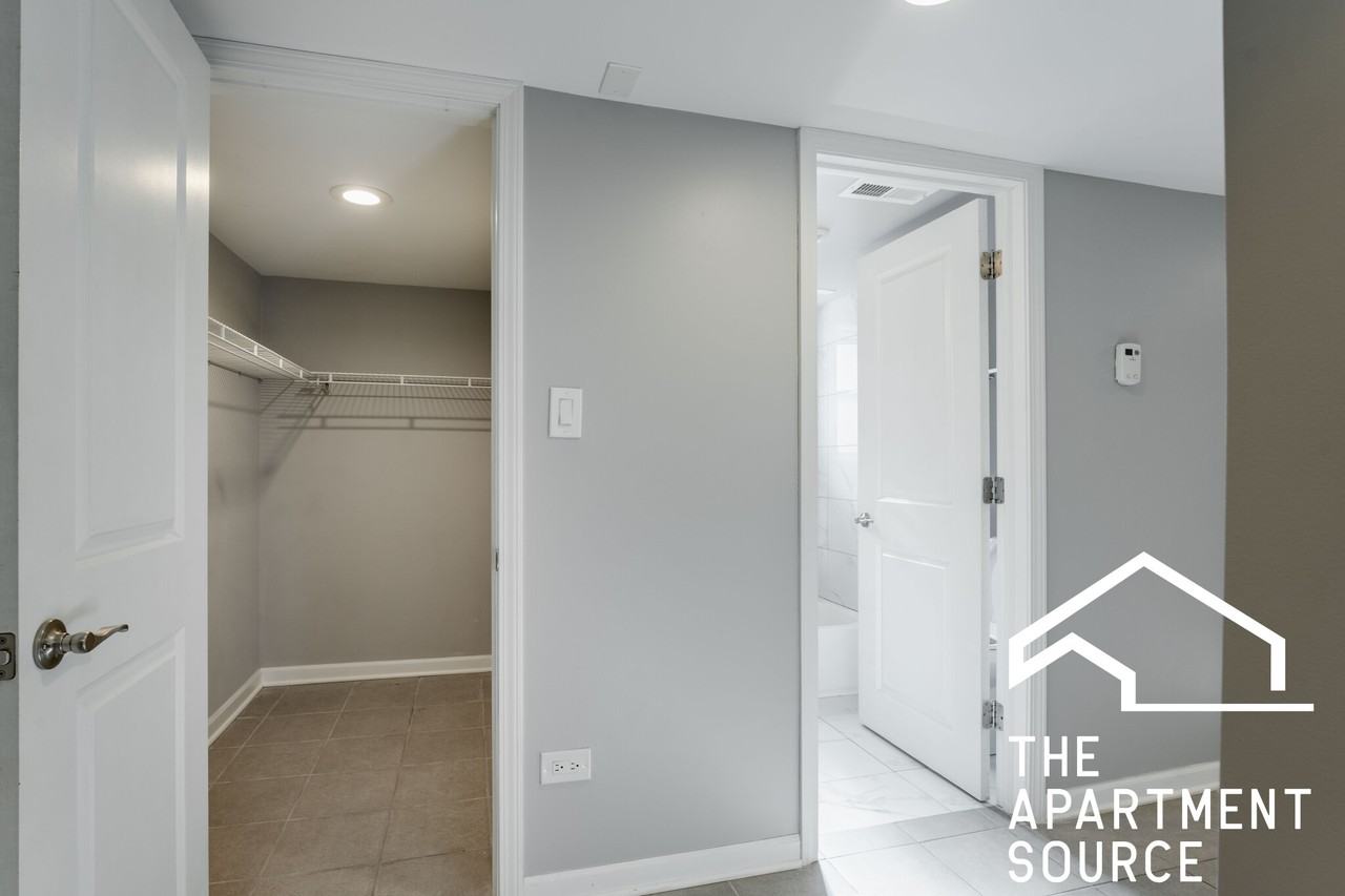 2614 N Springfield Ave - Photo 5 of 8