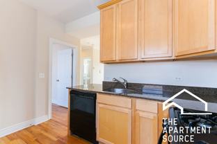 1214 W Waveland Ave #2 - Photo 1 of 1