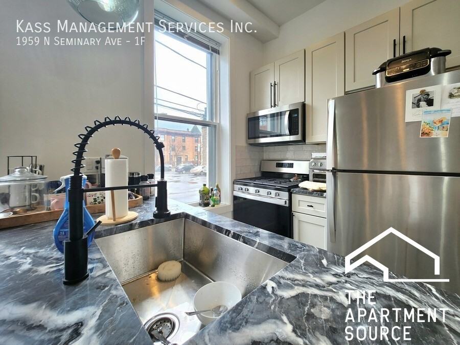 3757 N Seminary Ave #2N - Photo 3 of 23