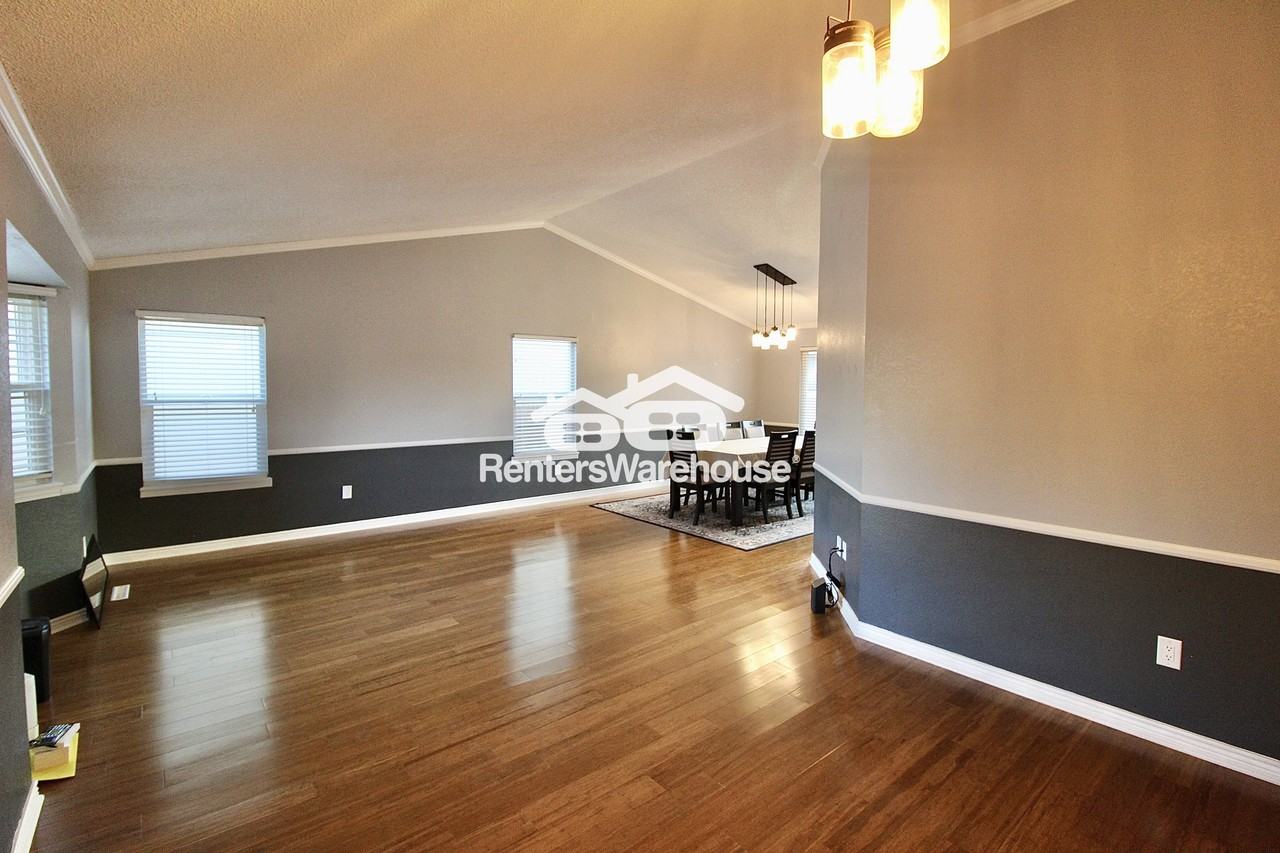 2121 S Newark Way - Photo 2 of 35