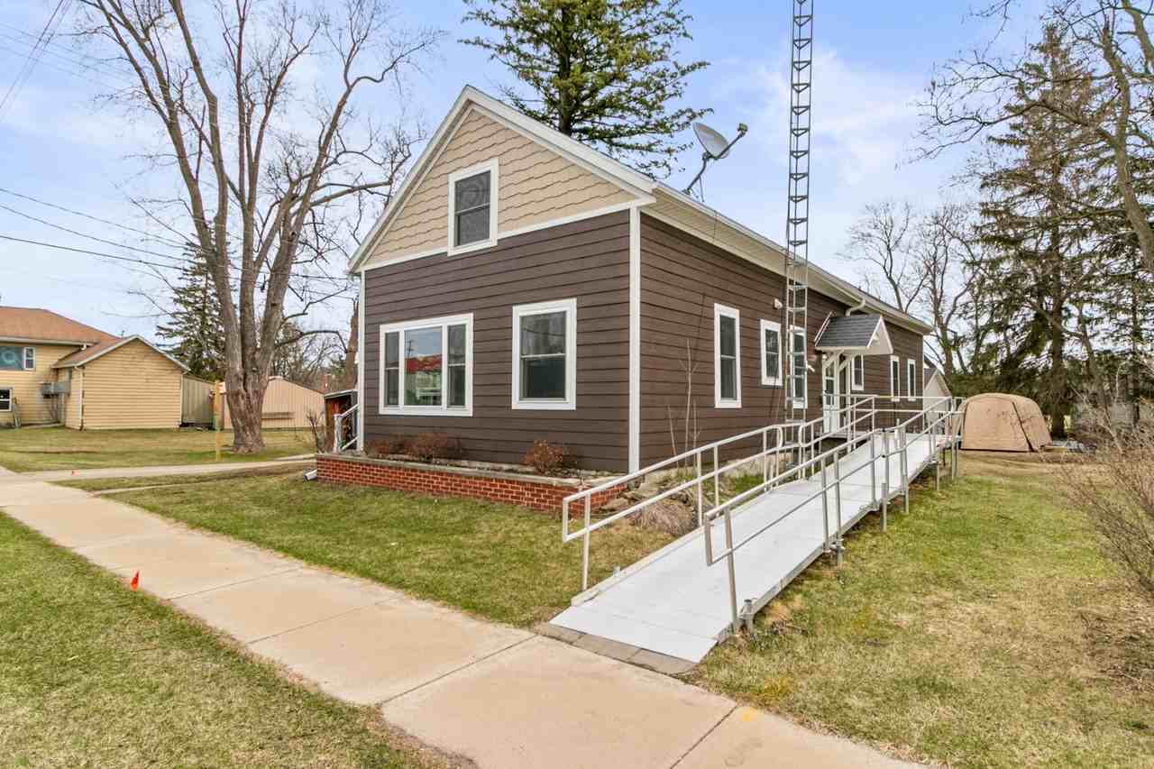 156 S Washington St - Photo 2 of 26