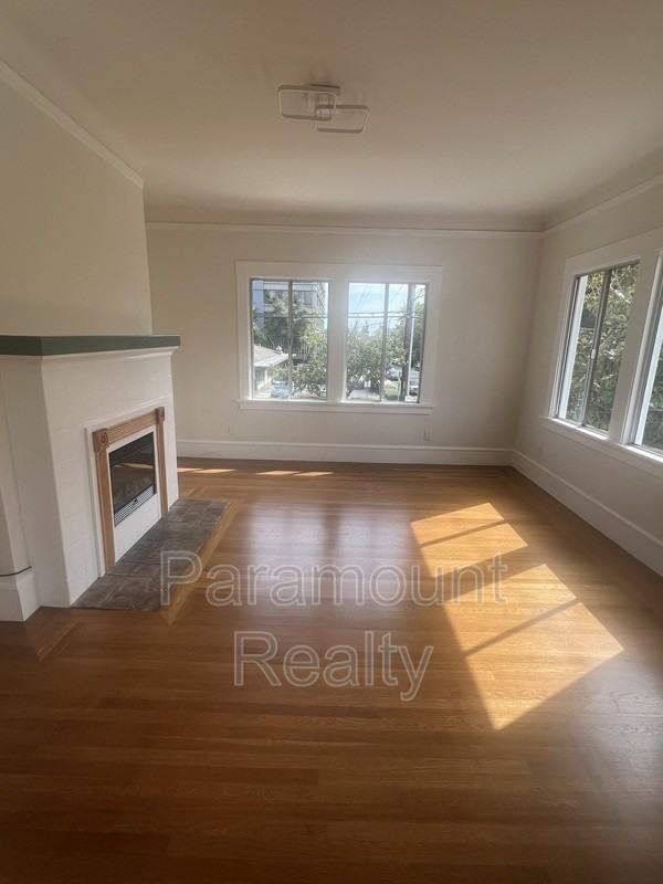 2501 Ashby Ave - Photo 3 of 22