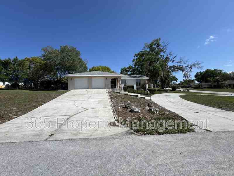 7242 Galloway Rd - Photo 2 of 26