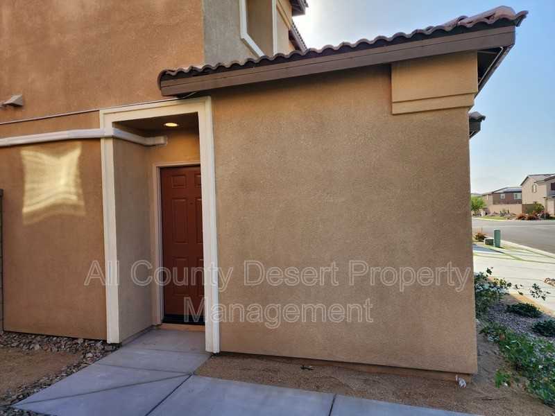 84649 Merus Ave - Photo 7 of 10