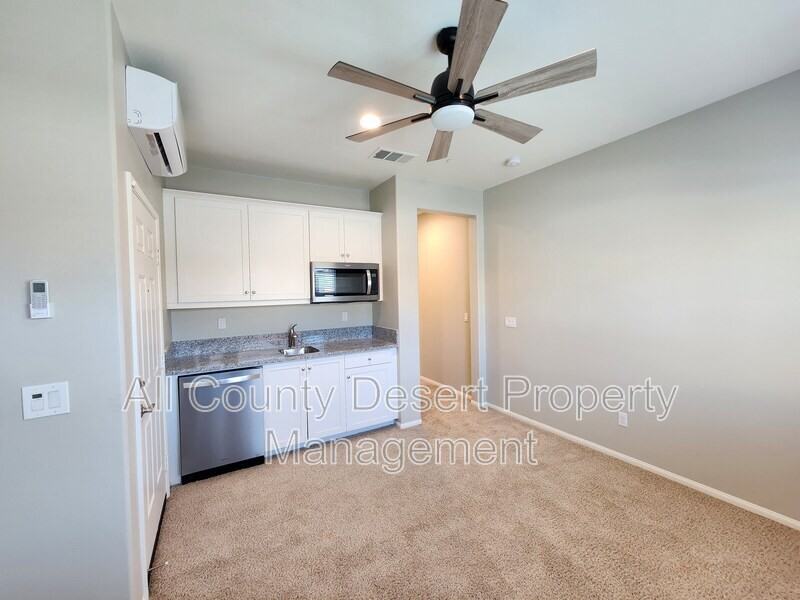 84649 Merus Ave - Photo 2 of 10