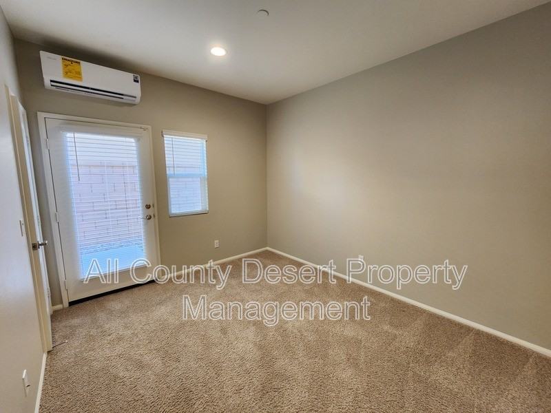 84649 Merus Ave - Photo 4 of 10