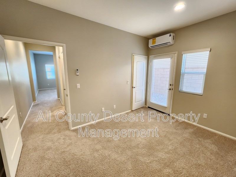 84649 Merus Ave - Photo 3 of 10