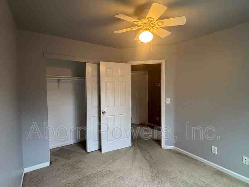 7021 Forest Hill Dr - Photo 2 of 16