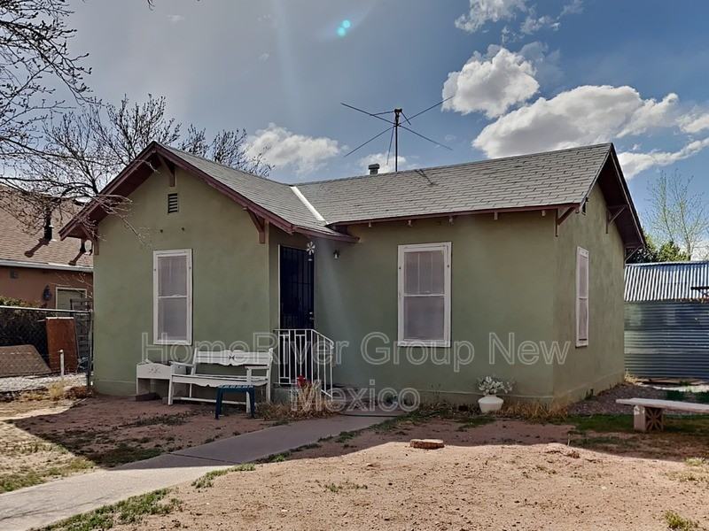 4419 10th St Nw - Photo 2 of 18