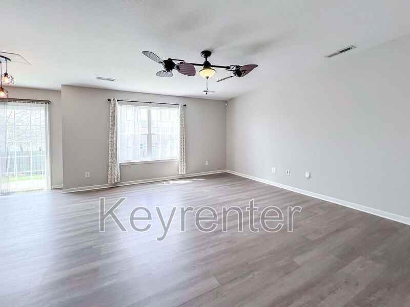 7717 Longshanks Rd - Photo 2 of 20