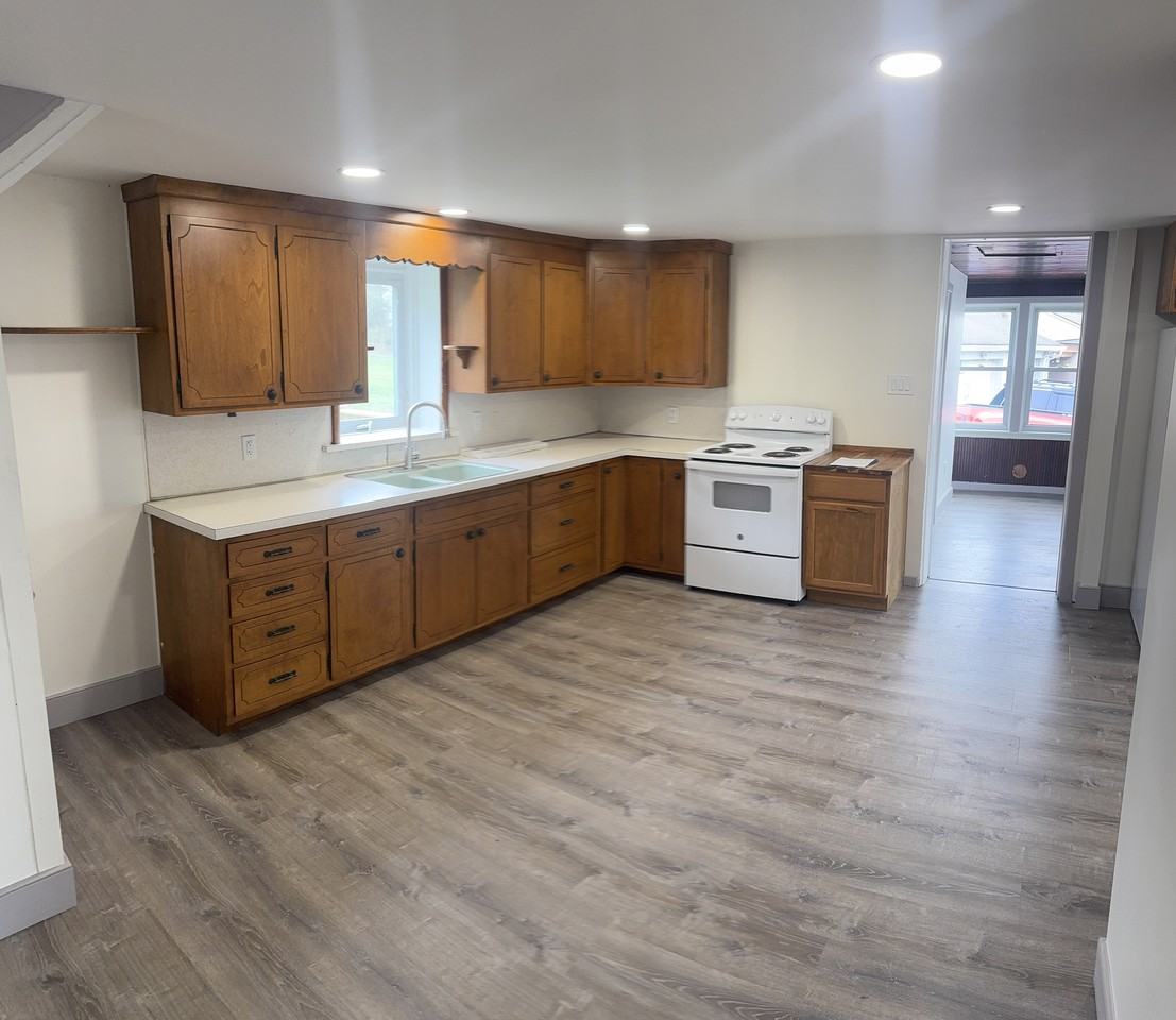 242 Summitville Rd - Photo 5 of 23