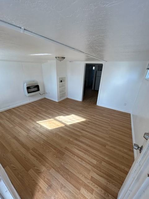 361 Es - Photo 2 of 12