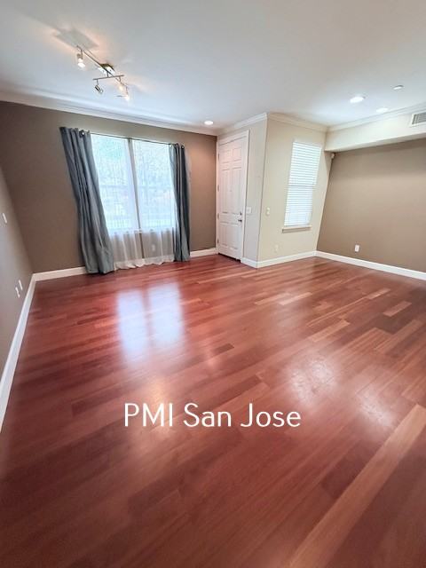 2140 Klassen Way - Photo 3 of 17