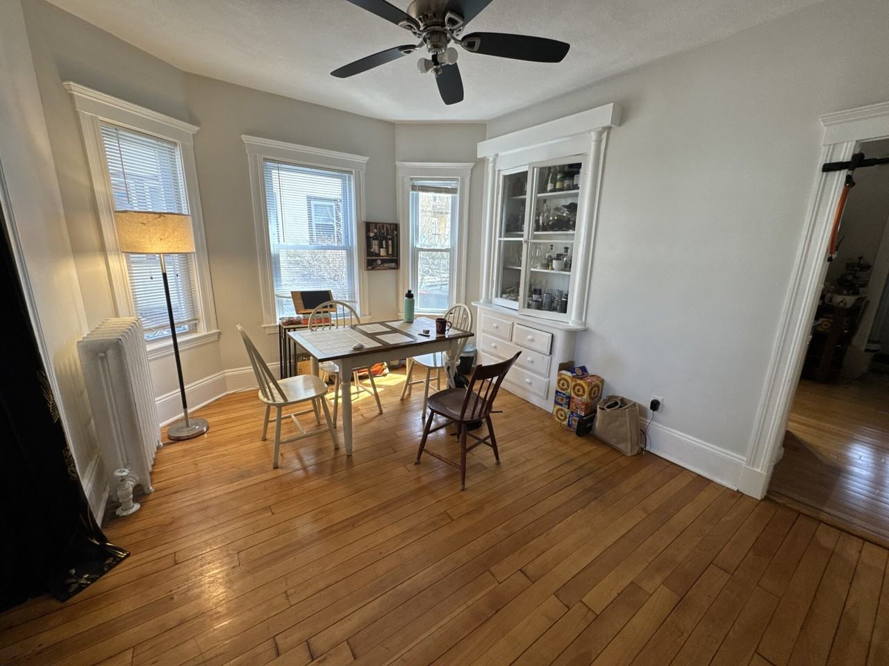 308 Concord Ave - Photo 5 of 19