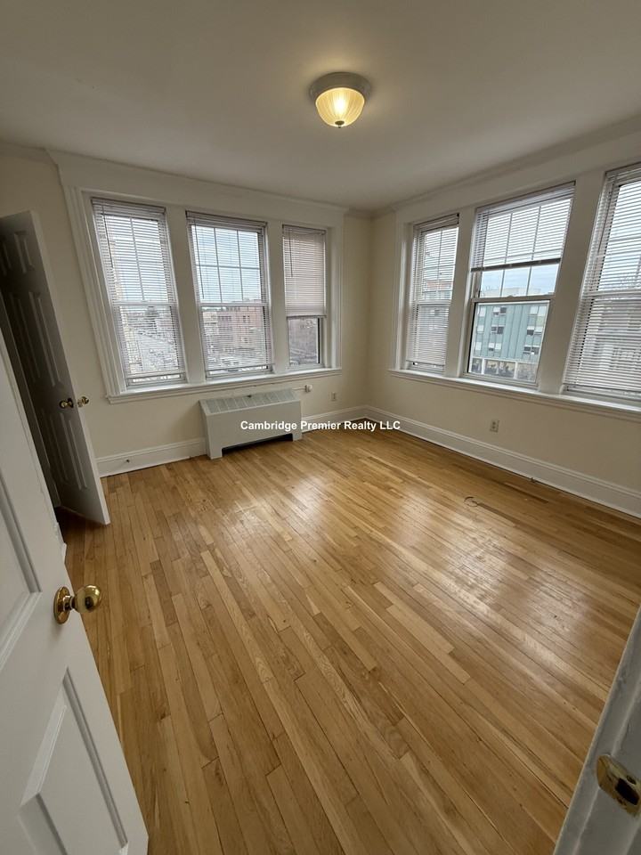 Langdon St #42 - Photo 2 of 9