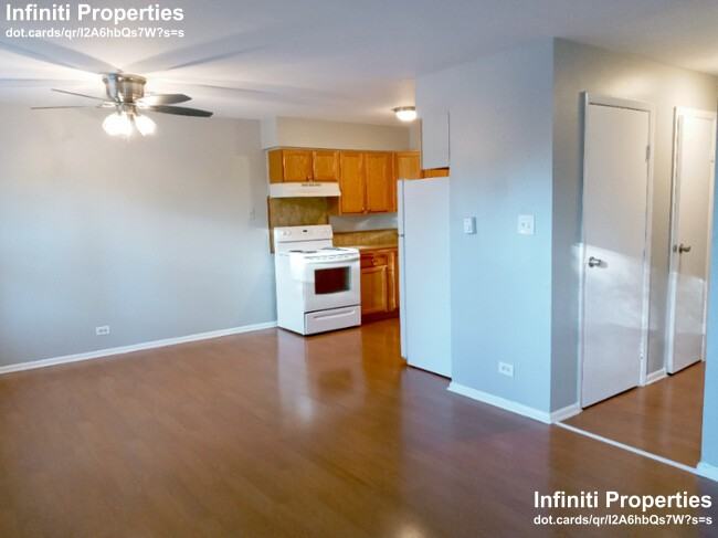 474 W 14th Pl #8 - Photo 2 of 7