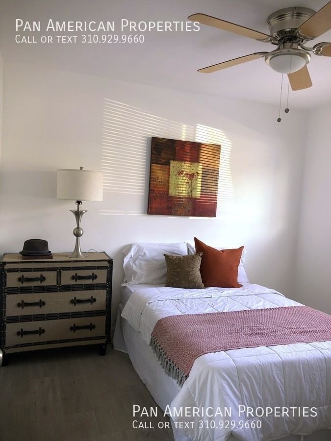 49 W Del Amo Blvd - Photo 4 of 20