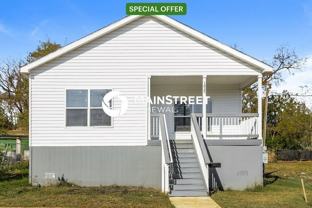 1825 Center St #1 - Photo 1 of 1