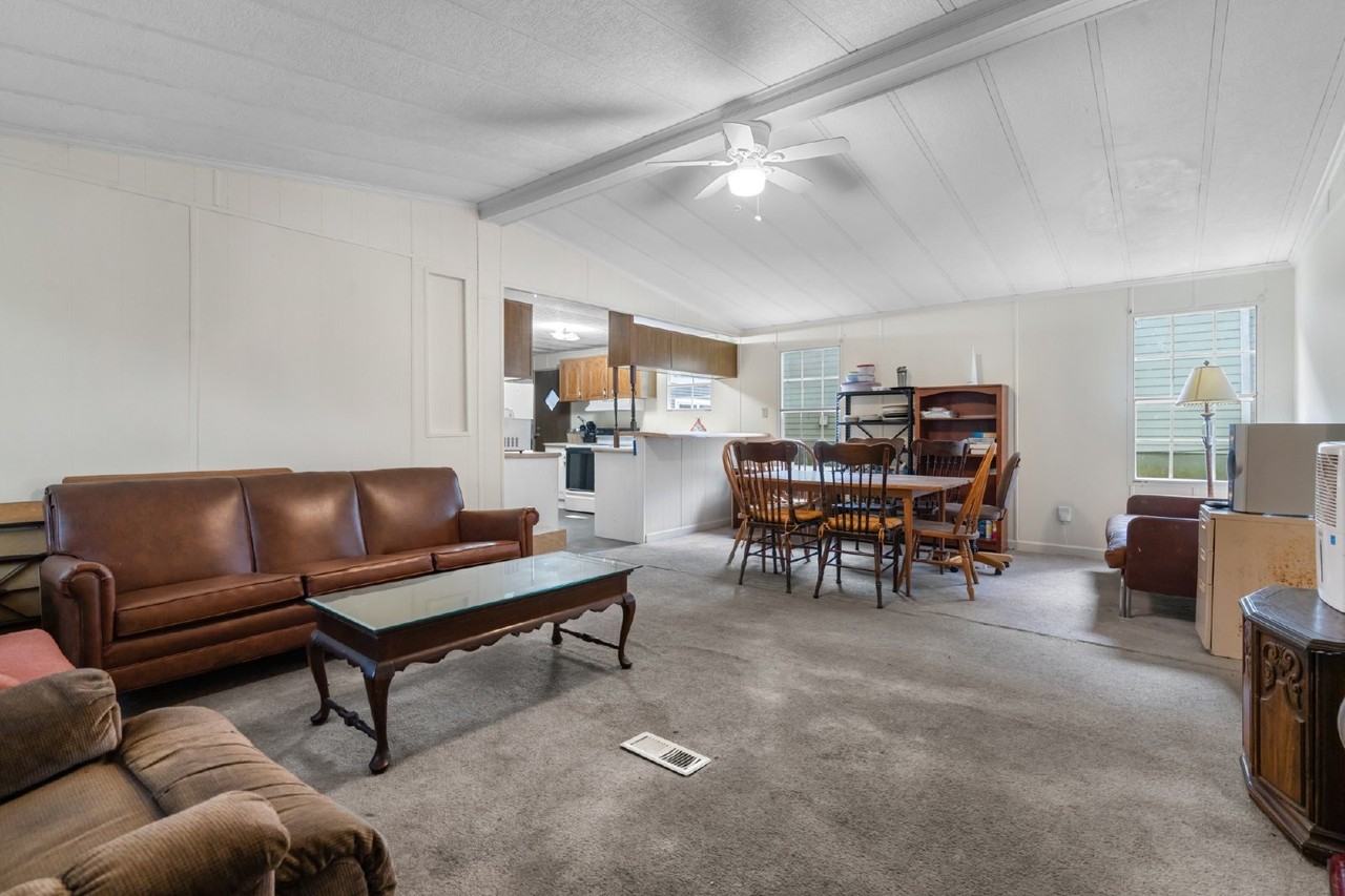 1061 Center Street Northwest, C - Photo 2 of 18