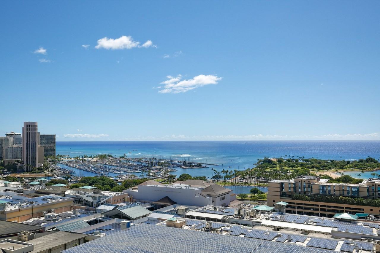 1391 Kapiolani Blvd - Photo 4 of 15