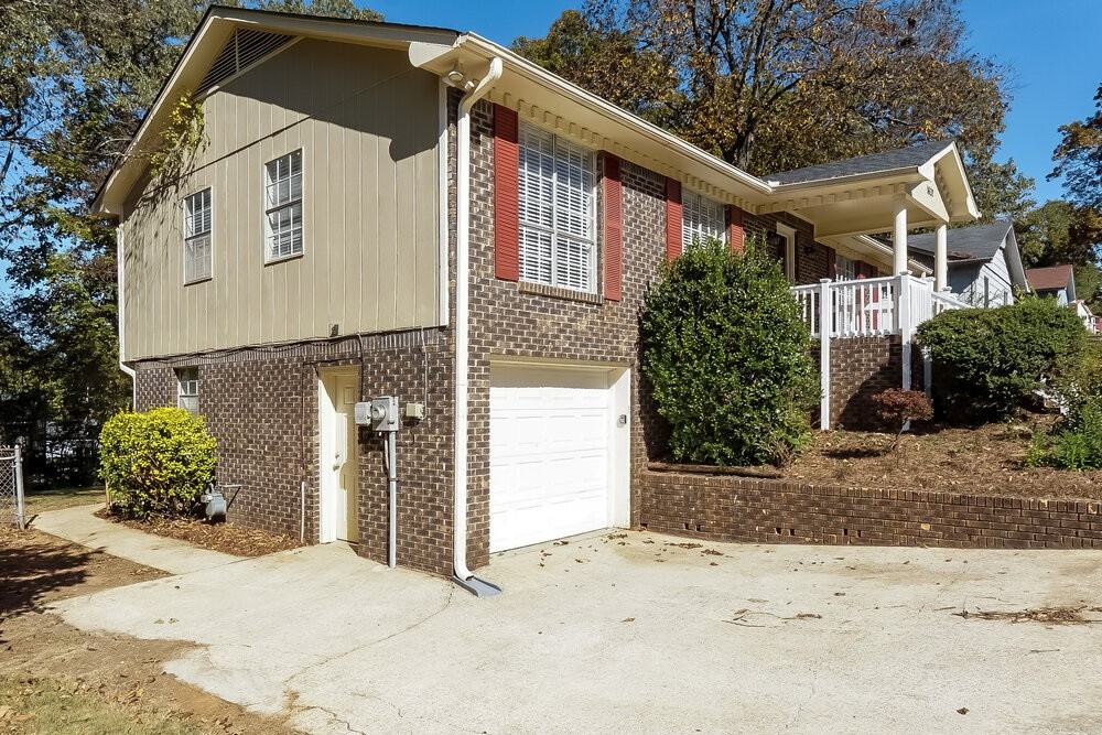 1632 Maralyn Dr - Photo 4 of 17