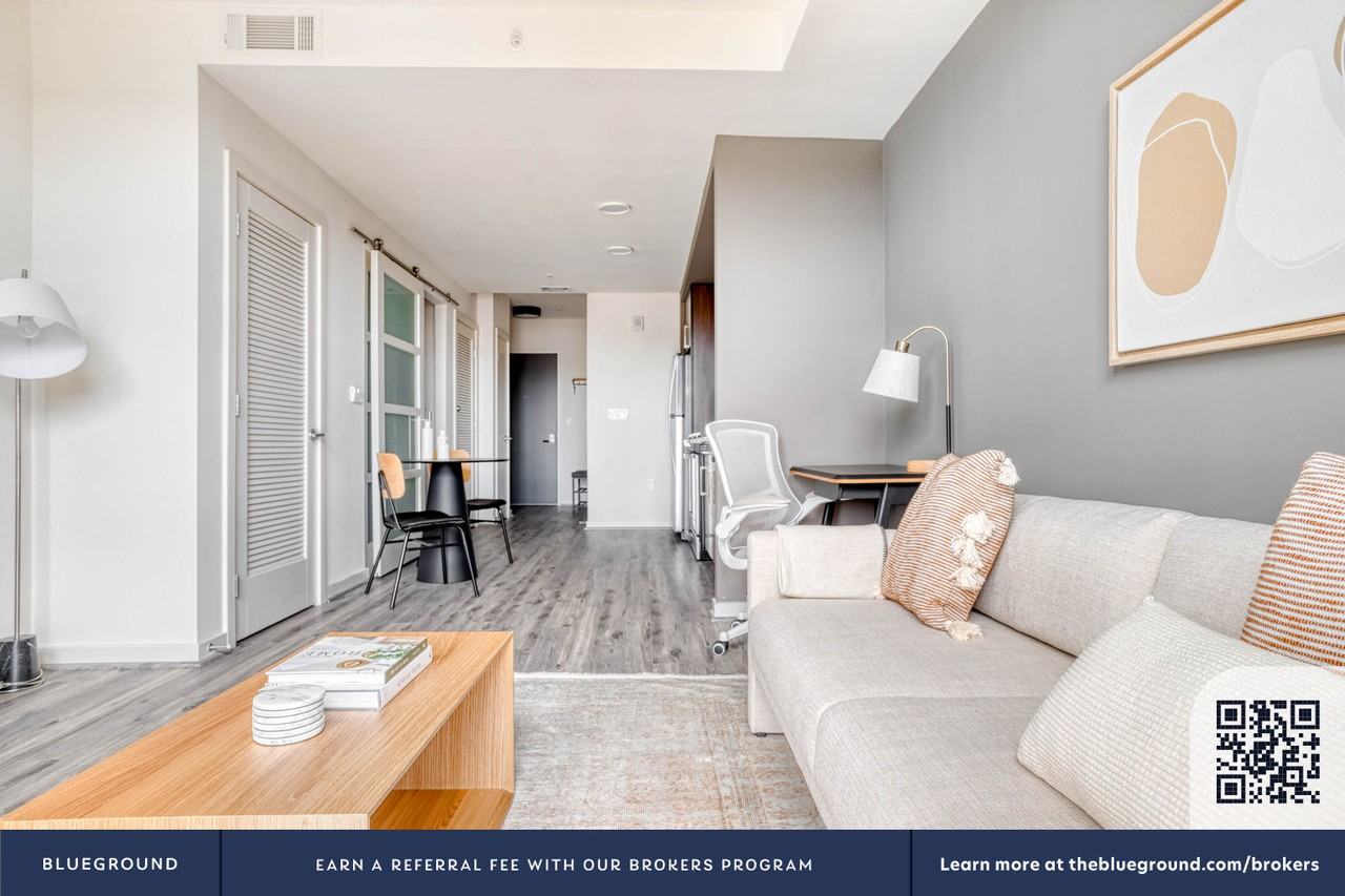 600 H St Ne #537 - Photo 4 of 44