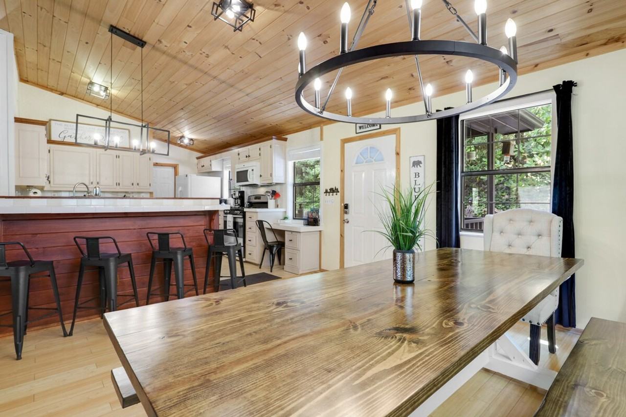 443 Fox Run Dr #1018182P - Photo 5 of 40