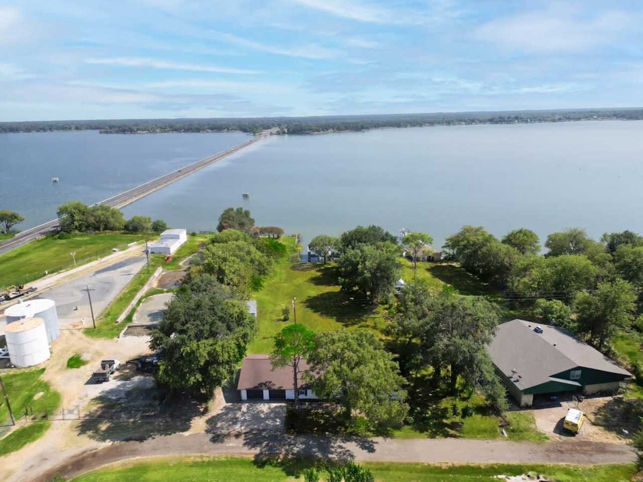 9884 Cherokee Trl #1019608P - Photo 3 of 45