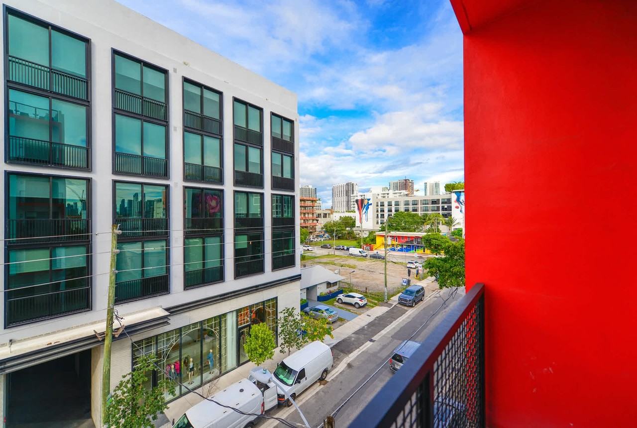 136 Nw 26th St #1022473P - Photo 6 of 22