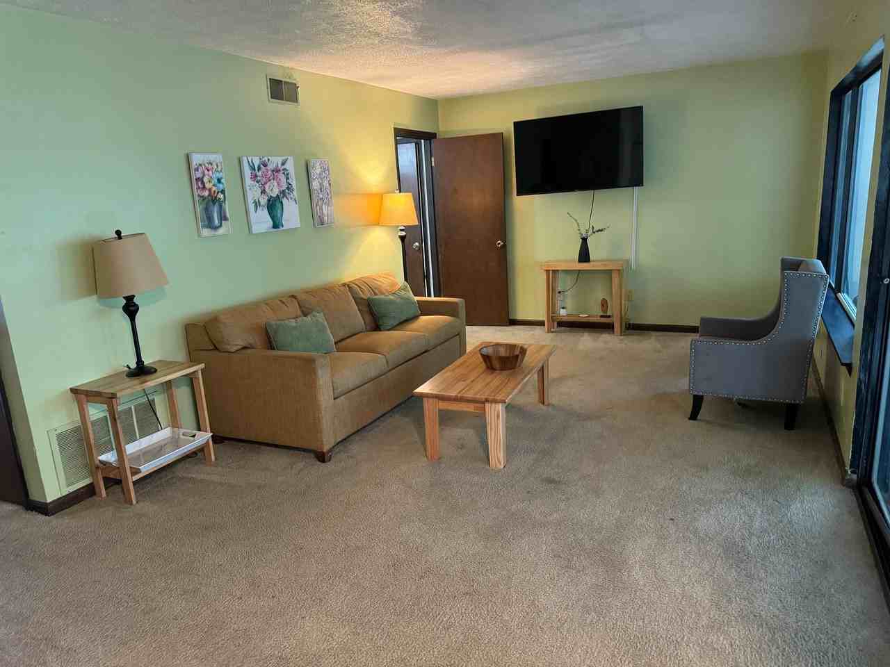 2916 Moorcroft Drive #1043818P - Photo 3 of 50