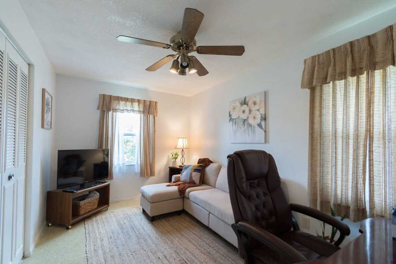 971 Beechfern Ln #1044365P - Photo 4 of 35