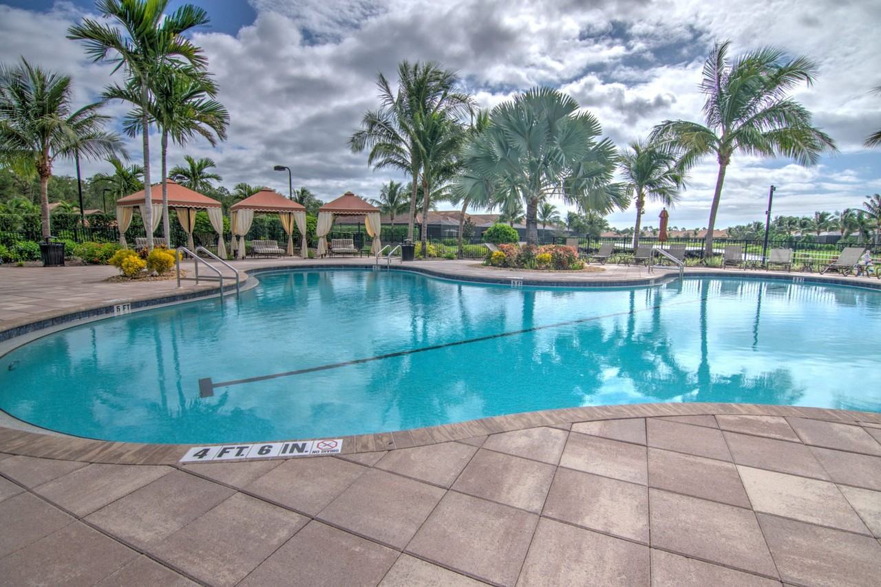 9385 Isla Bella Circle #1049687P - Photo 5 of 40