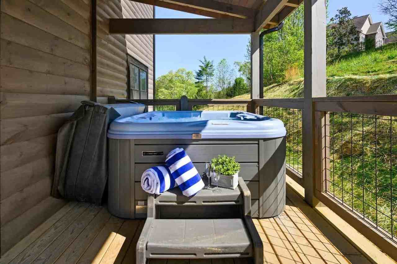 2609 Stonebrook Dr #1051735P - Photo 5 of 35