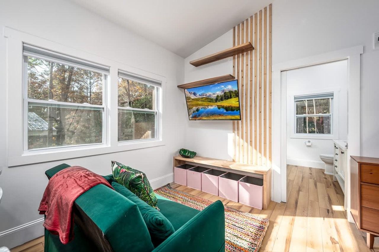 288 Stonewall Road - Photo 2 of 135