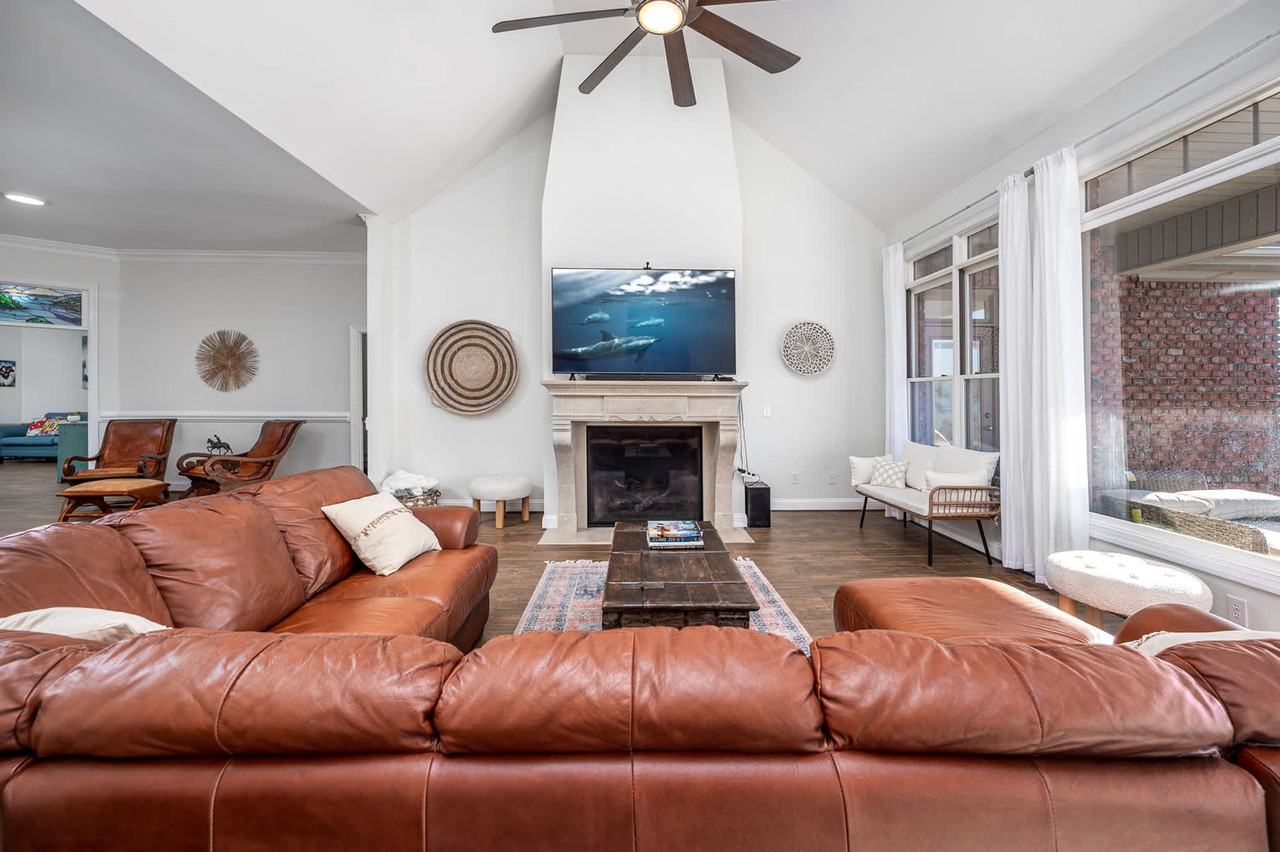 488 Lakeside Ln #1055520P - Photo 3 of 50