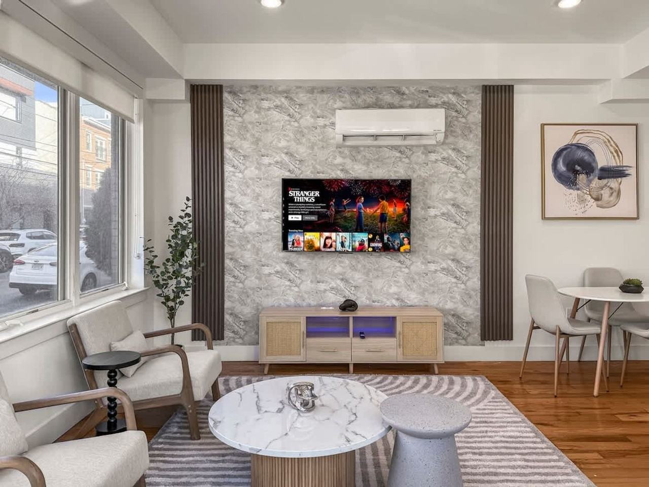 West Thompson Street 236 - Photo 3 of 104