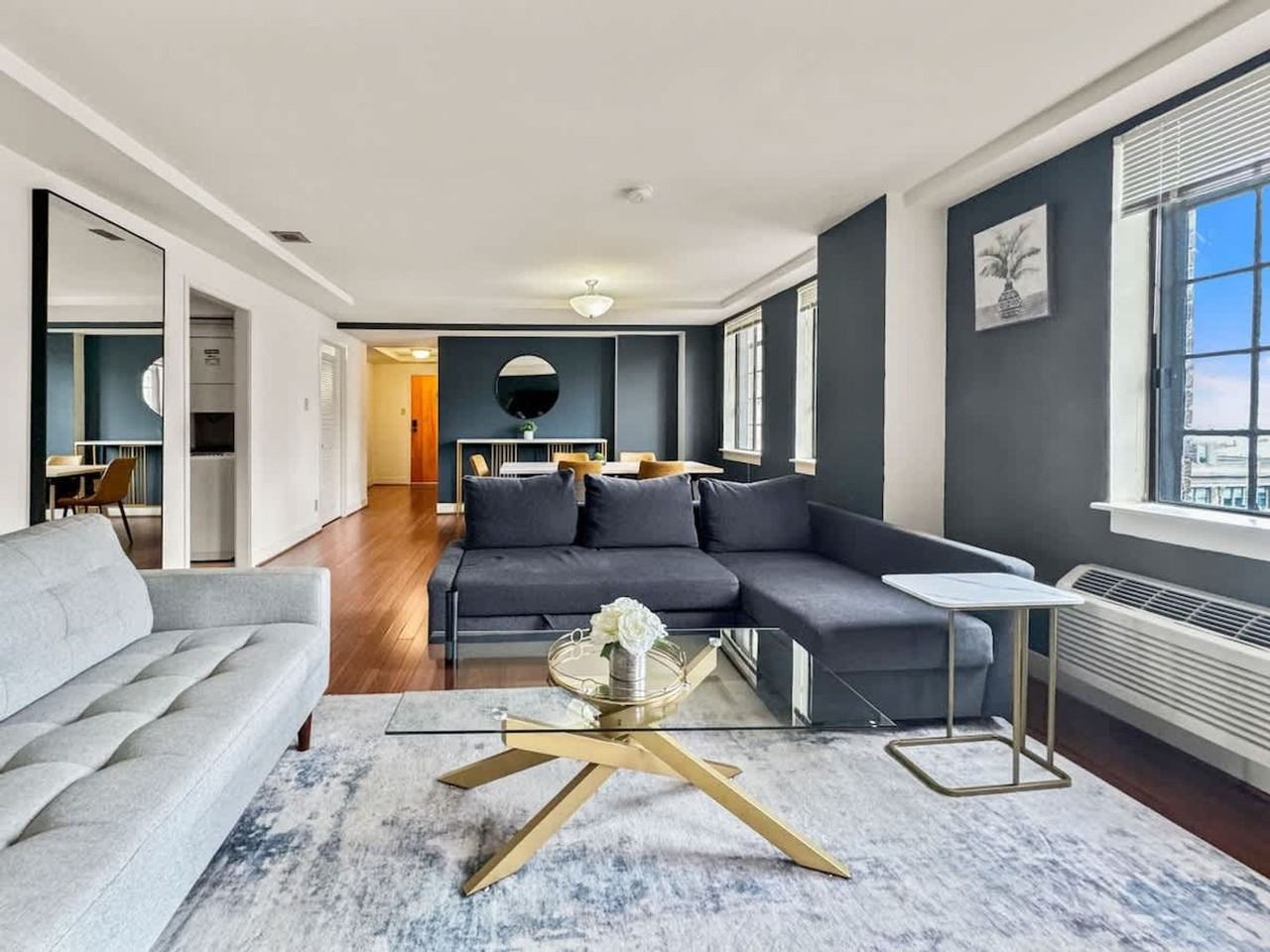 111 N 15th St #1055779P - Photo 3 of 29