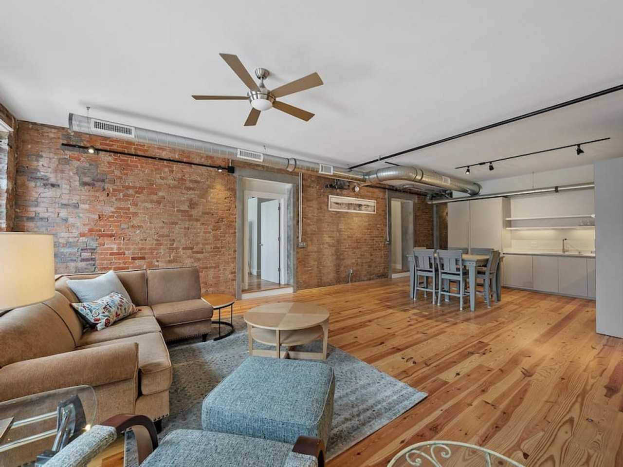 111 West Elder Street - Photo 5 of 37